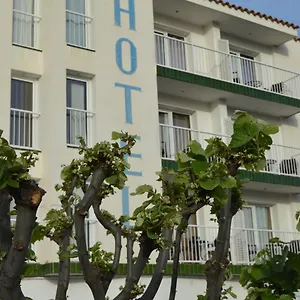 2* Hotel Nou Estrelles